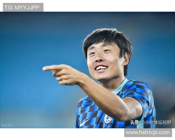 青岛足球明星郑龙的职业生涯与成就全景回顾